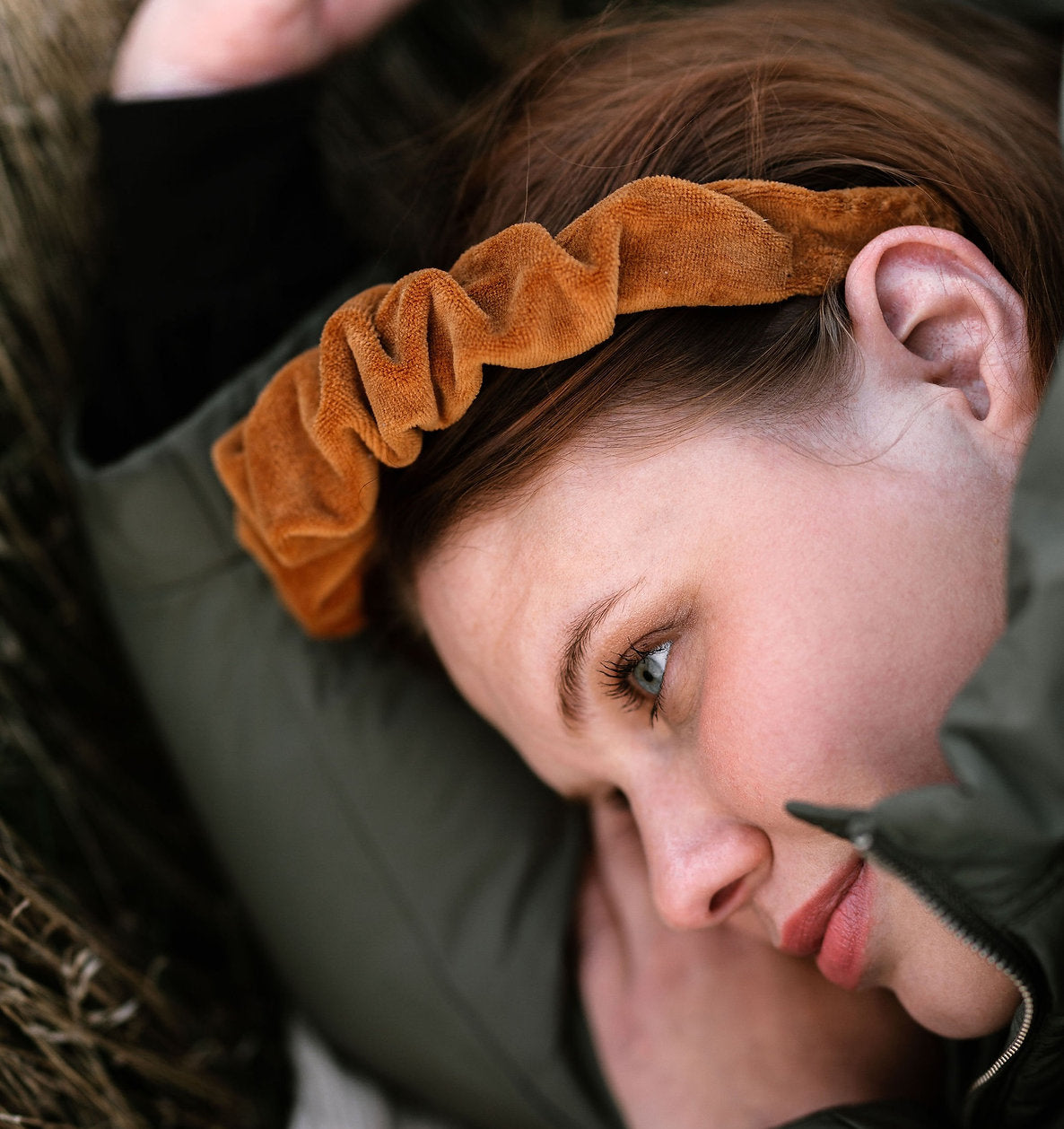 Ruffle linen headband